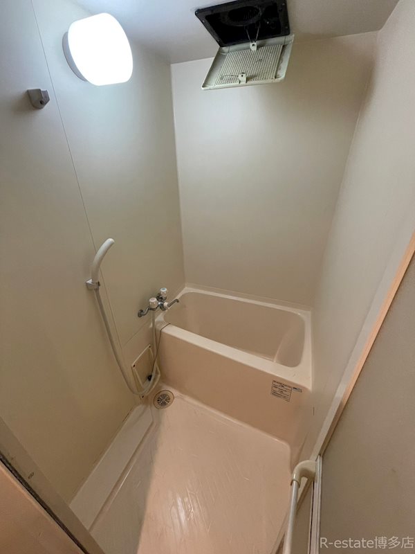 クレタ県庁前 風呂画像