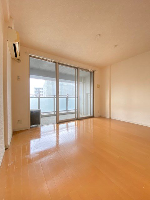 サヴォイテンジンクォーター リビング