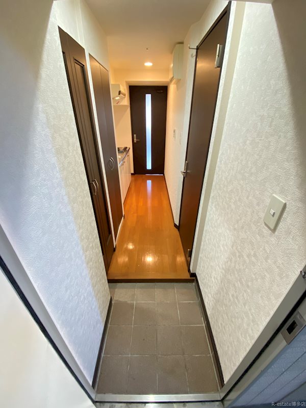 サヴォイザパームストリート 玄関