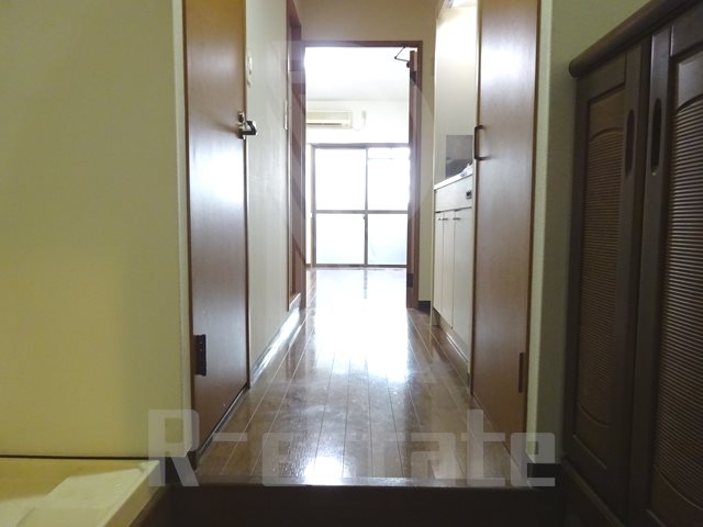 ファーネストアヴァンティ大濠 玄関