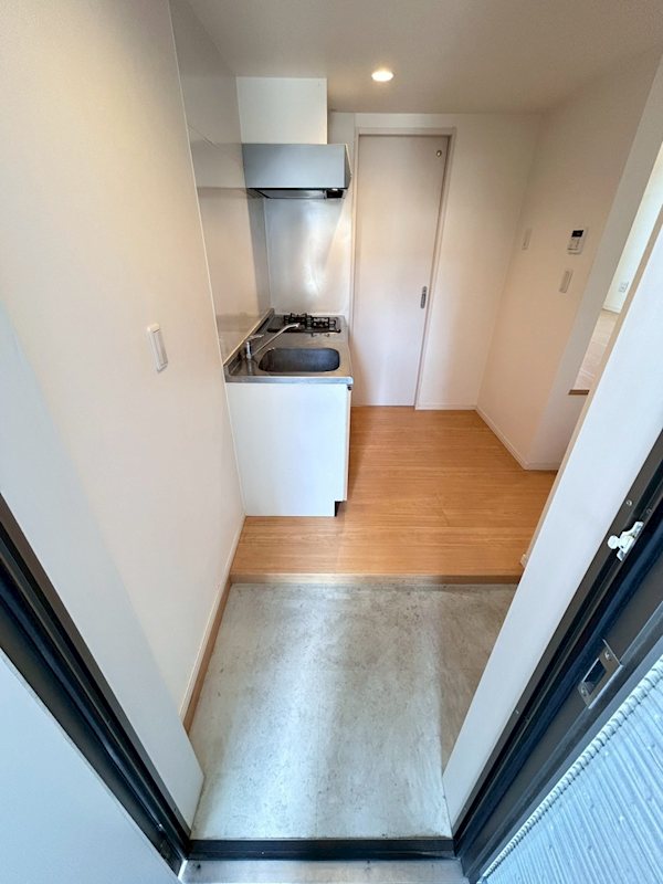 グランソレイユ竹下駅前 玄関