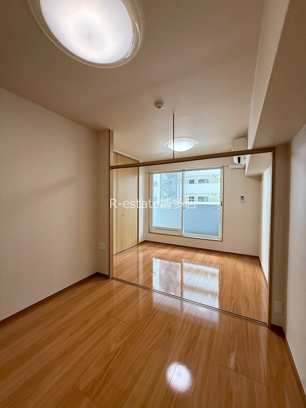 エステートモア薬院通り ベッドルーム