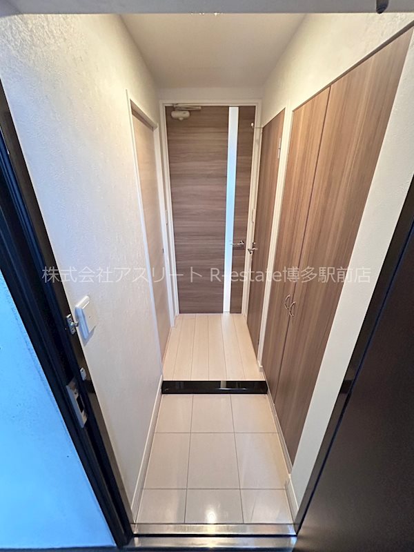 エンクレスト天神SIDE 玄関