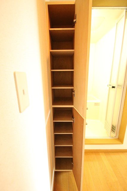 ウイング希 玄関
