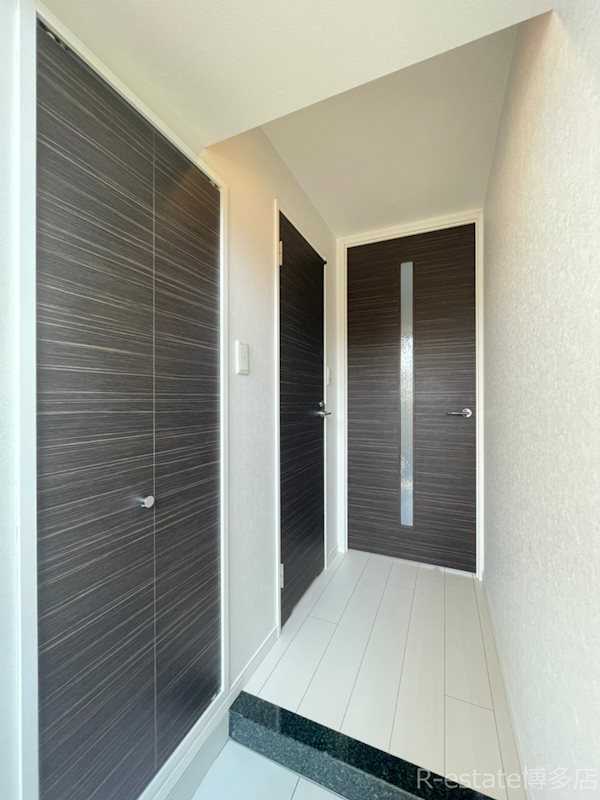 エンクレスト吉塚駅前2 玄関