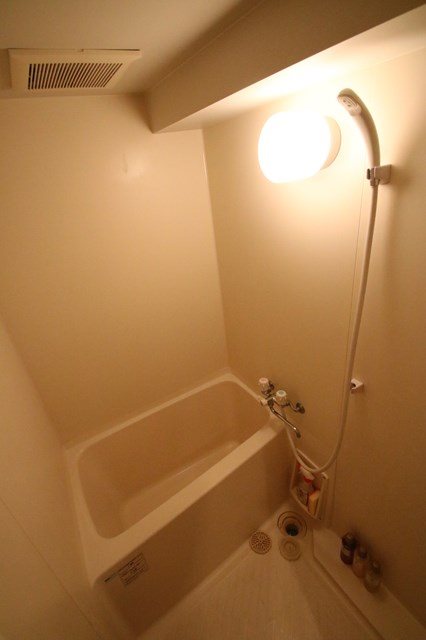 ダイナコートエスタディオ博多 風呂画像