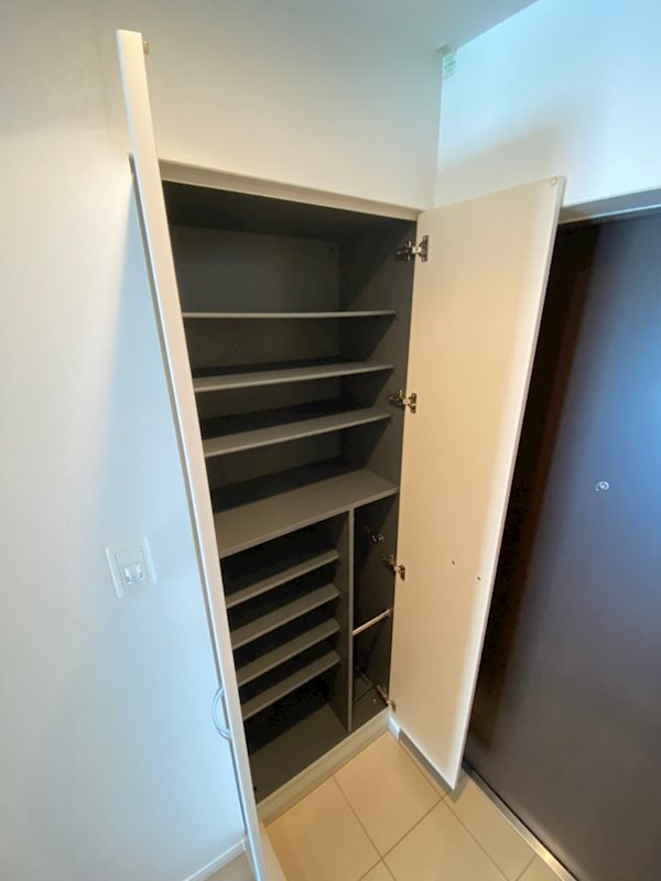 エンクレスト天神シティ 玄関