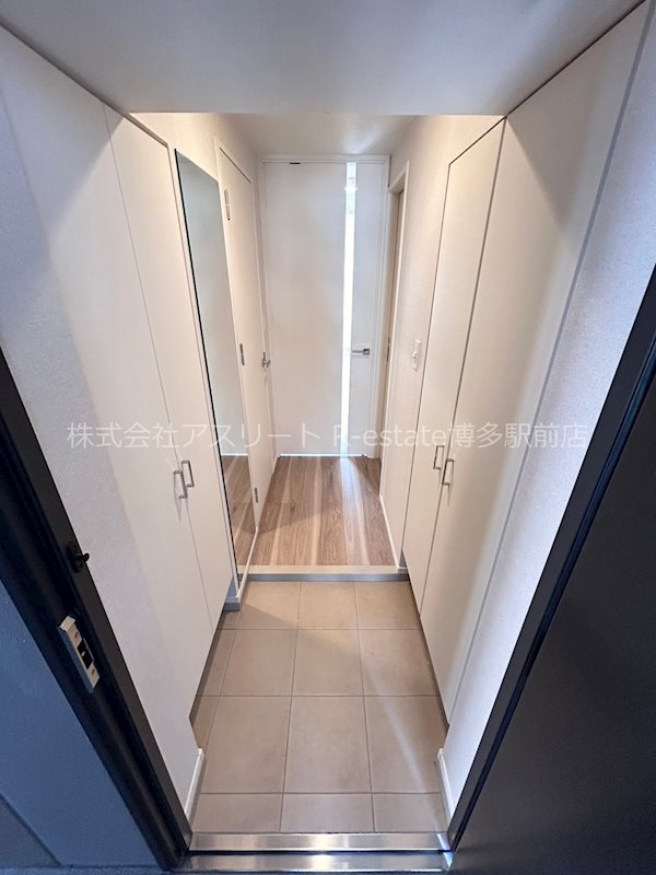 エンクレスト博多RIVERSIDE 玄関