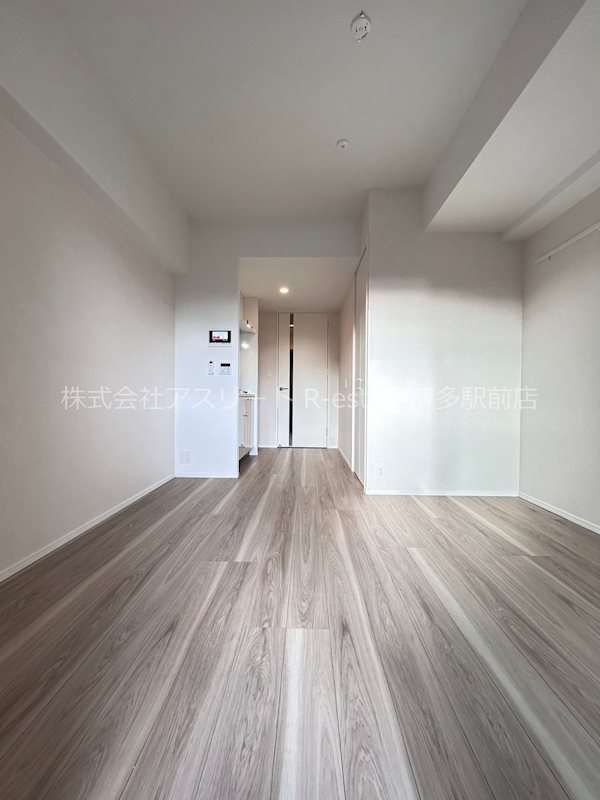 エンクレスト博多RIVERSIDE リビング