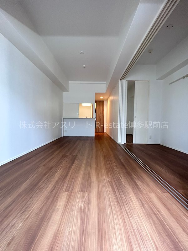 エンクレスト博多ハーモニー リビング