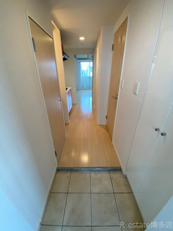 ピュアドームエクサイト博多 玄関