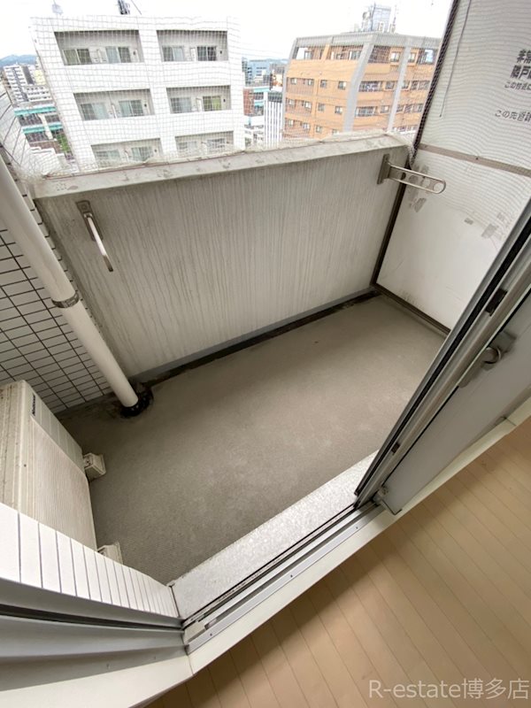 ピュアドームエクサイト博多 ベランダ
