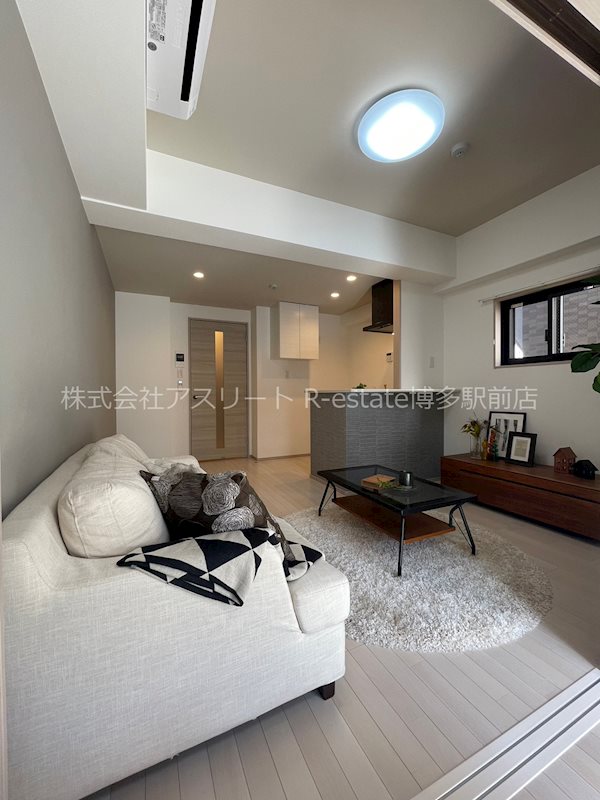 モダンパラッツォ博多Abroad リビング