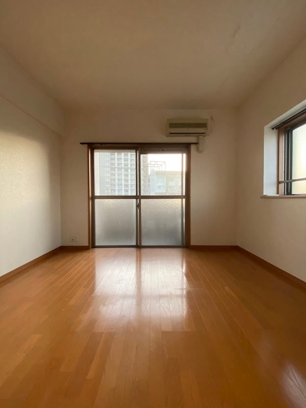 ラフィネスネオシティ平尾 リビング