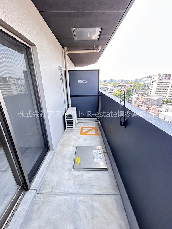 サヴォイラルカンジュ ベランダ