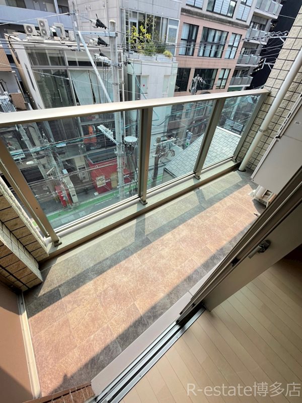 サリナス大名弐番館 ベランダ