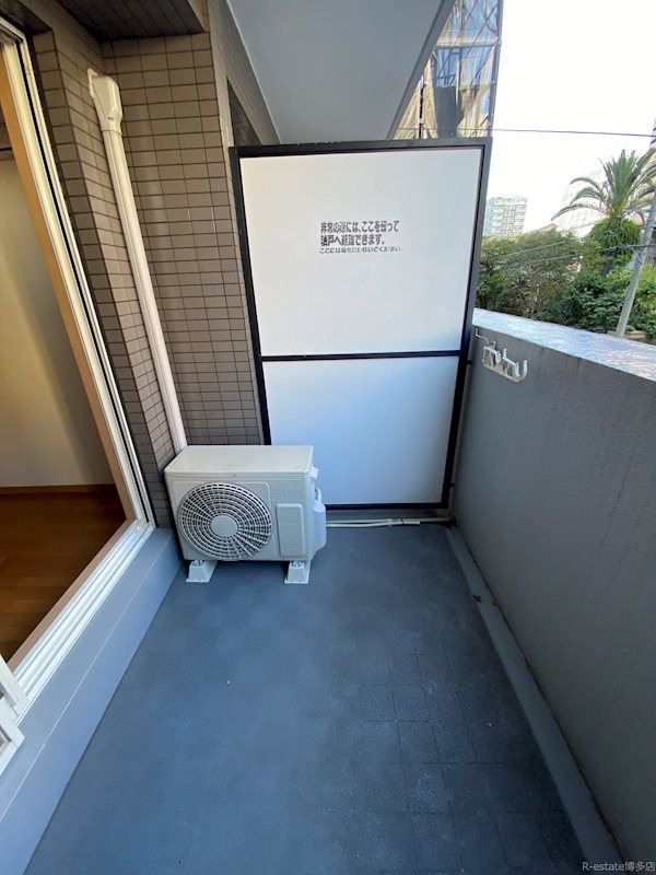 エステートモア薬院駅前 ベランダ