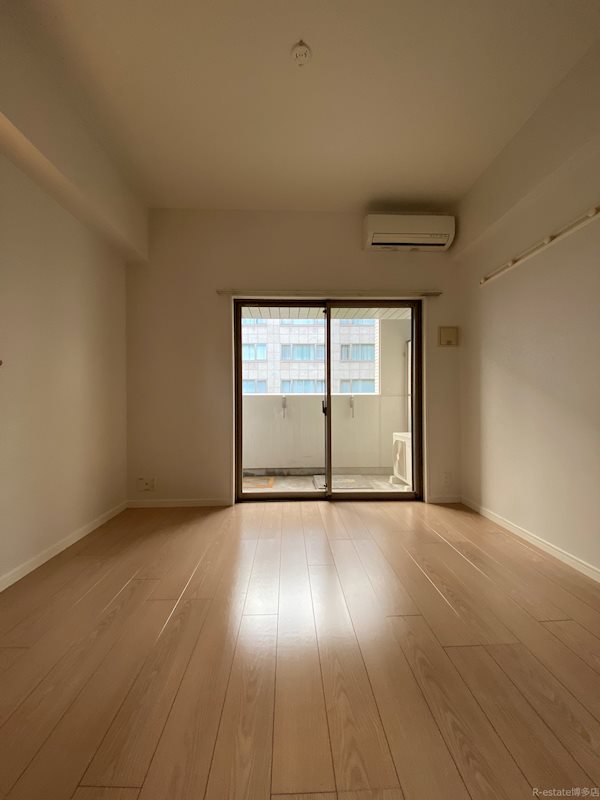 エンクレスト博多駅東 リビング