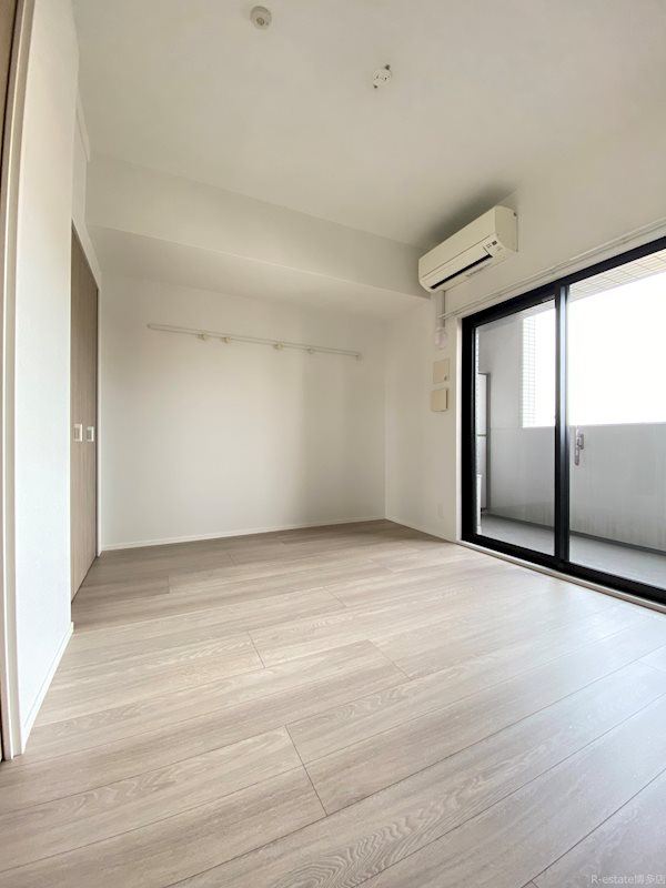 エンクレスト博多MATE リビング