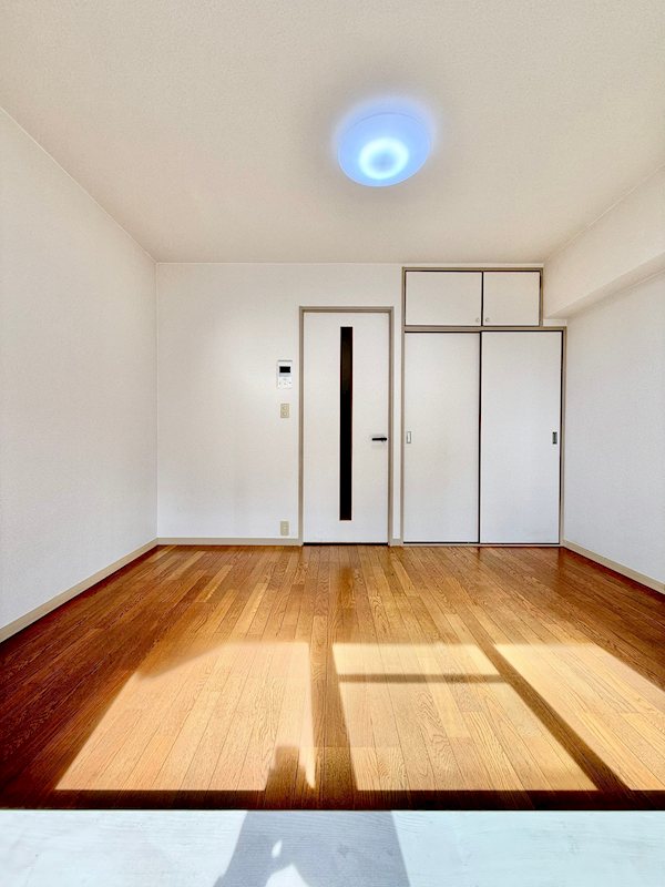 エステートモア平尾駅前通り リビング