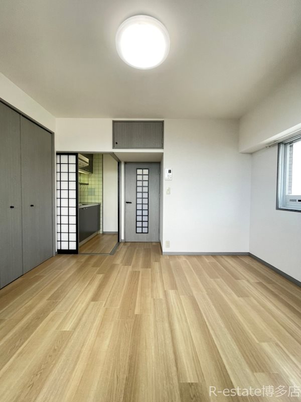 エステートモア大濠公園通り リビング