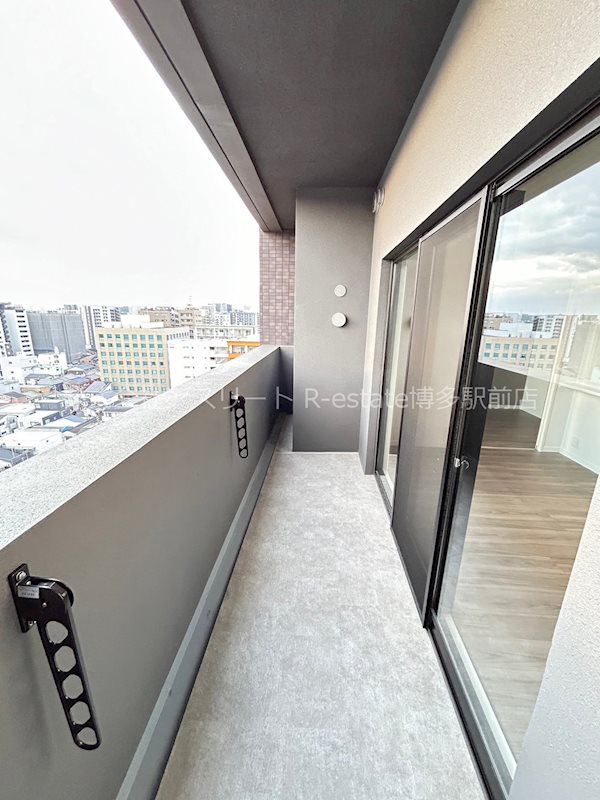 エンクレスト天神南PURE  ベランダ