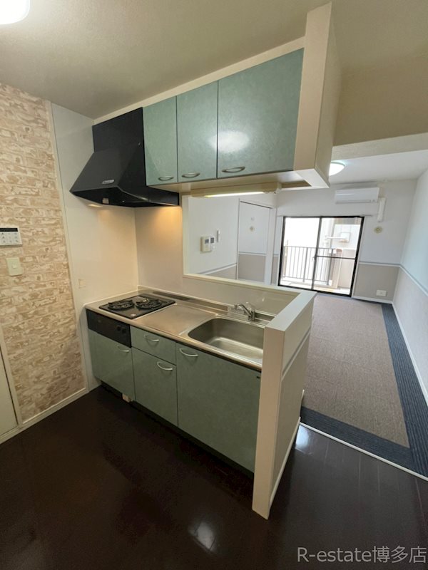 メゾンドラヴィス キッチン