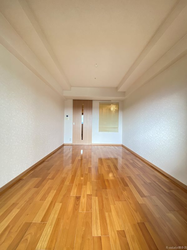 サヴォイオーサーズプレイス リビング