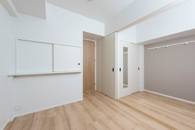 エンクレスト博多駅前ART ベッドルーム