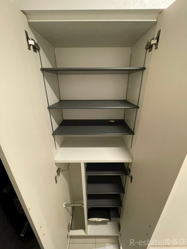 エンクレスト博多駅前ART 玄関