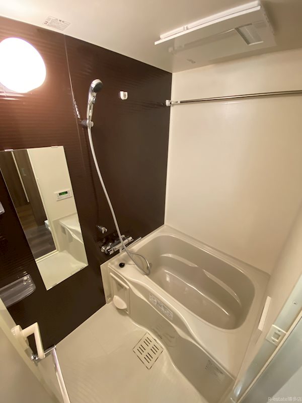 アルファシオミラーニ 風呂画像