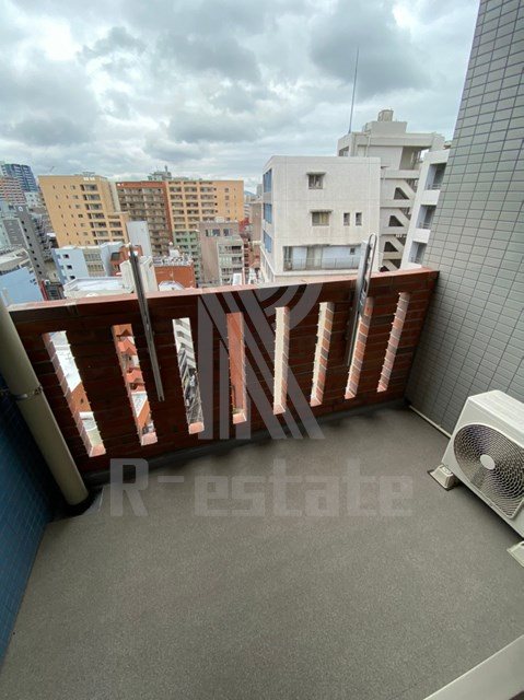 サヴォイテンジンスクワイヤー ベランダ