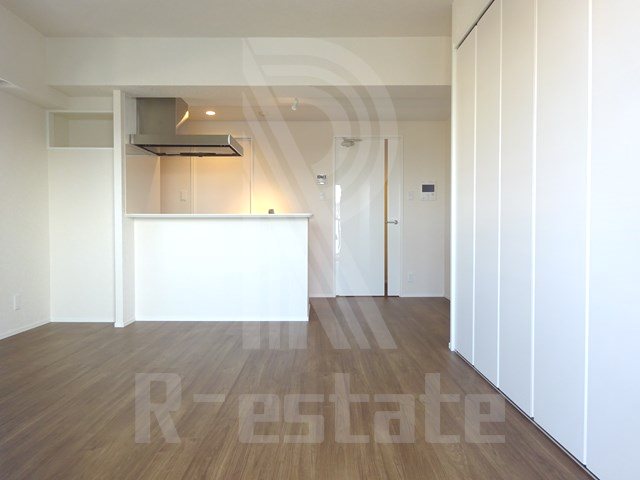 サヴォイコートオブアームズ リビング