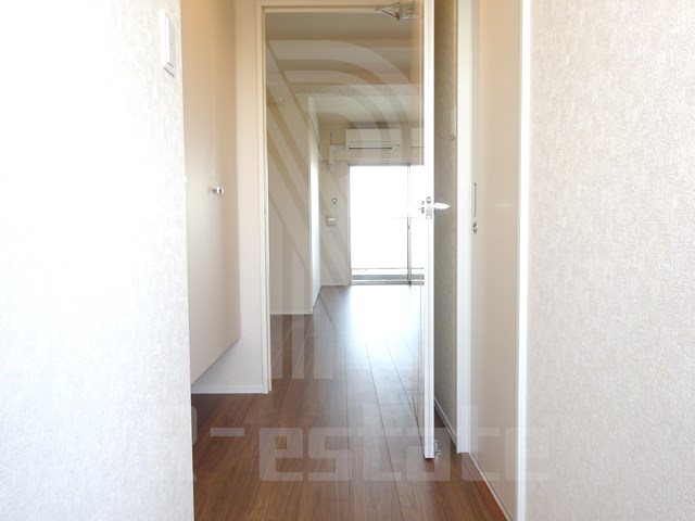 サヴォイコートオブアームズ 玄関