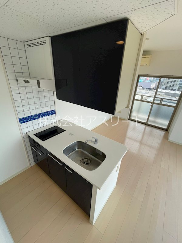 クラブオリエントNo72ハーバーイーストタワー キッチン