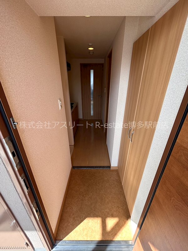 エステムコート博多駅前アヴェール 玄関