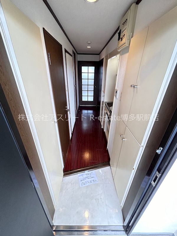 アンピールメゾン九大前 玄関