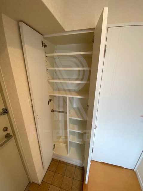 サヴォイブロードストリート 玄関