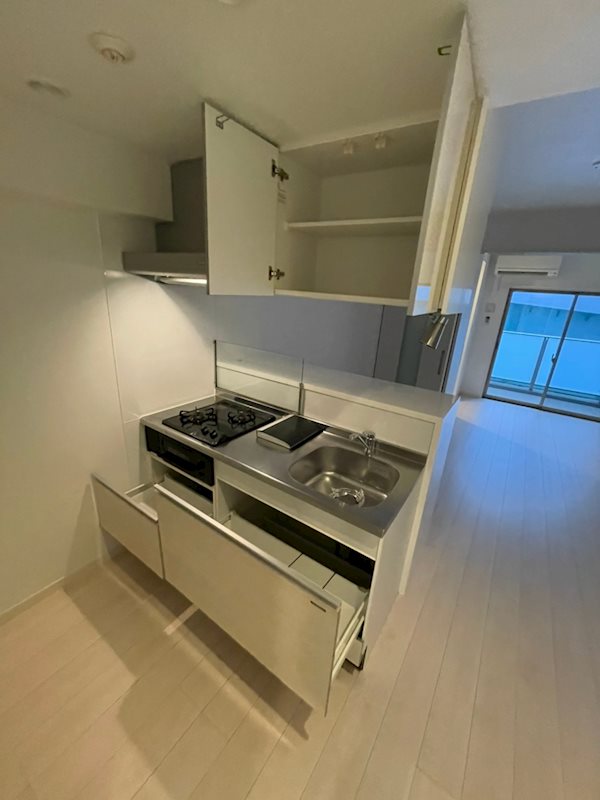 アルファシオディクレイヴ キッチン