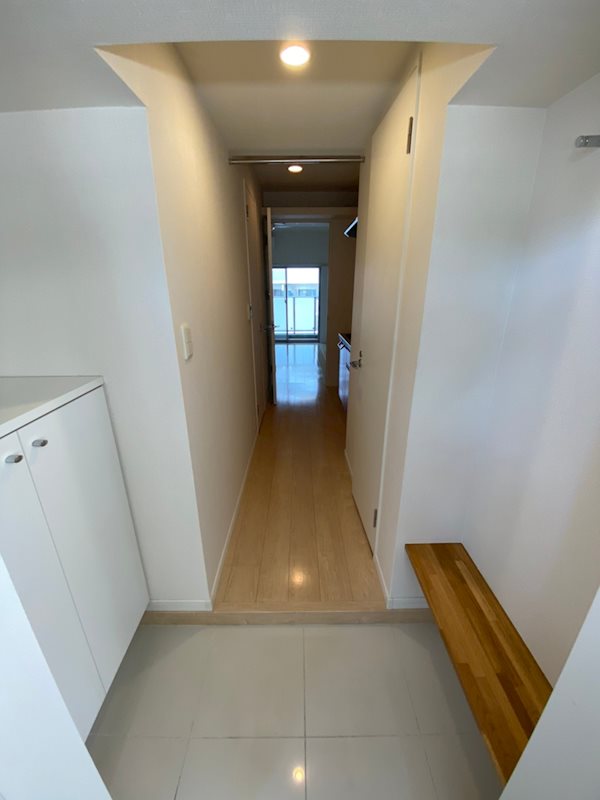 ウェルブライト博多 玄関