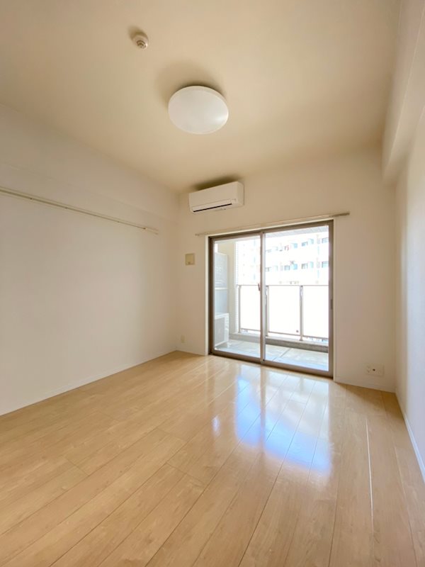 ウェルブライト博多 リビング