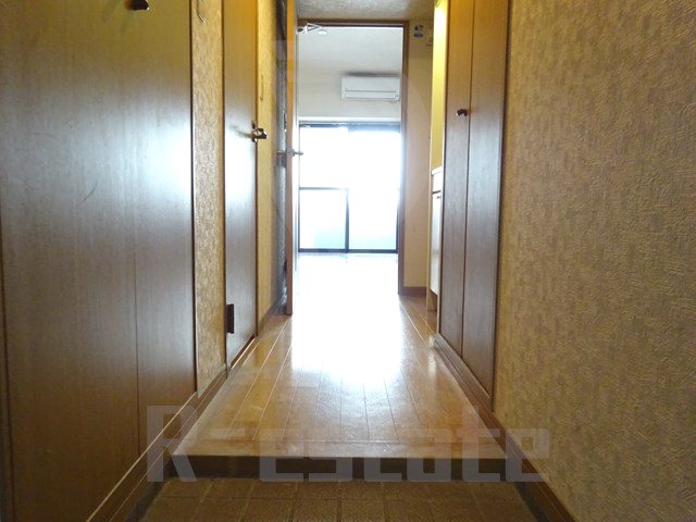 ダイナコート大濠公園ステーション 玄関