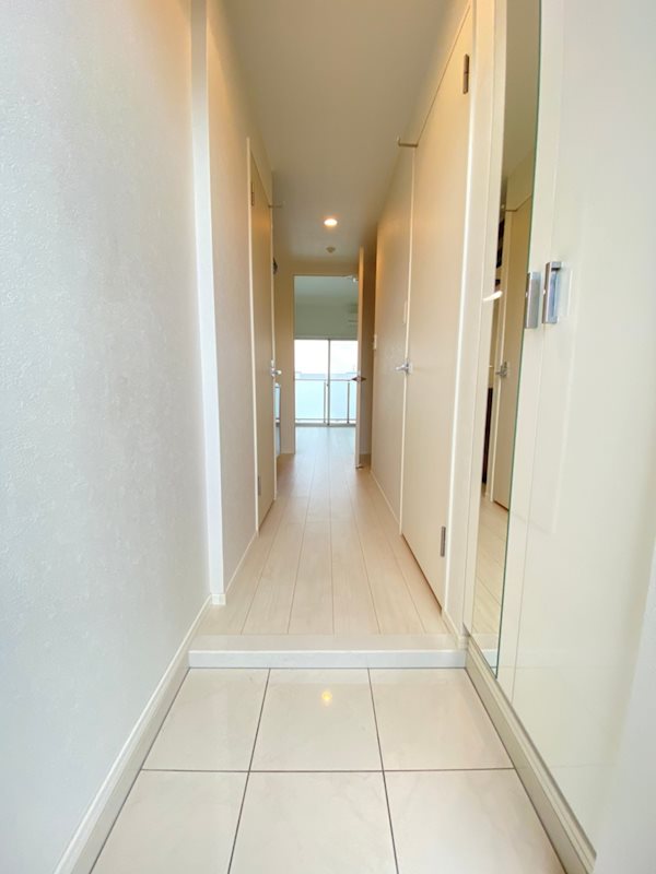 エンクレスト天神MODE 玄関