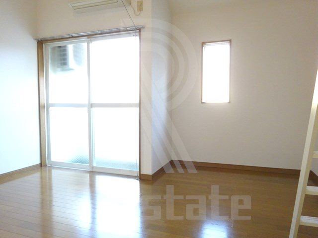 トライスター リビング