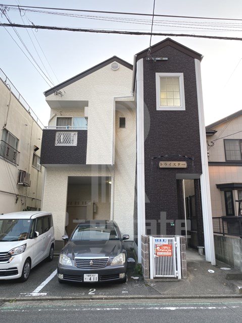 トライスター 102号室 外観