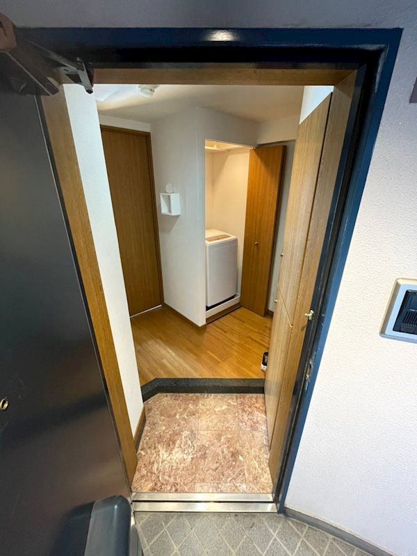 フレックス21博多2 玄関