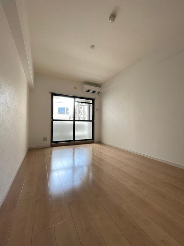 パインストン今泉 ベッドルーム