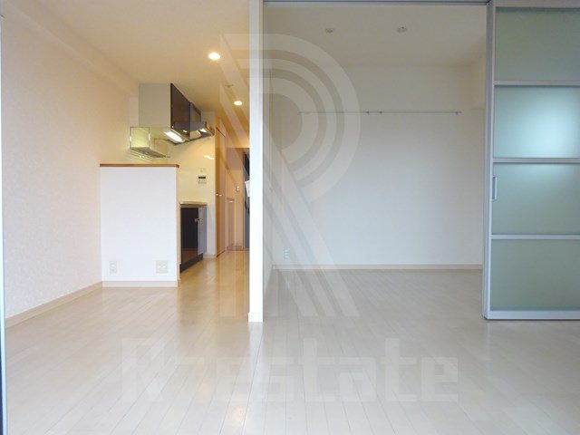 サヴォイフェアリーパーク リビング