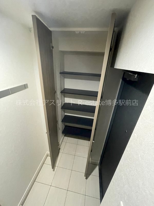 ネストピア博多ガーデン 玄関