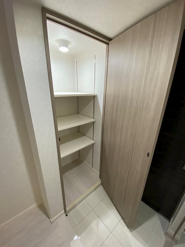 ネストピア県庁口駅前 玄関